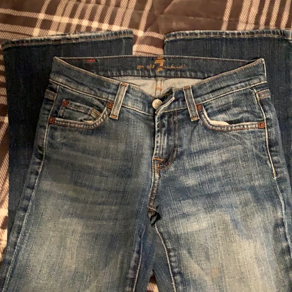HP!! 🎉Seven bootcut Jeans - Picture 2 of 9